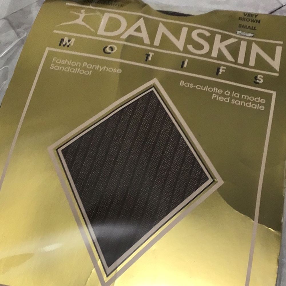 Danskin Vintage Semi Sheer Brown Stripe Tights,  Sandal Foot pattern pantyhose